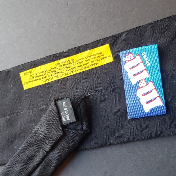 M&M's Quotes Black Tie - Picture 4 of 6